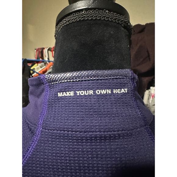 Columbia Heavy weight Women's 1/4 Zip Athletic Top with Thumbholes Size M - Picture 3 of 7